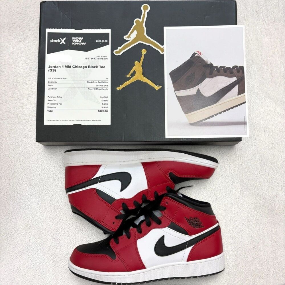 Air Jordan 1 Mid Chicago Red Black White Size 7Y Womens 7.5-8 Clean